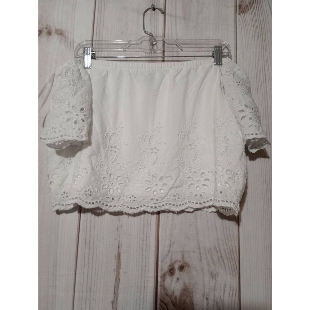 City Studio White Eyelet Off The Shoulder Crop Top Floral Scallop Hem Size 15